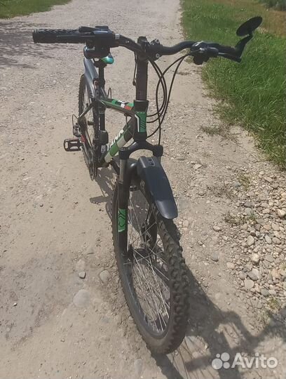 Tank x23 колеса 26 рама 18,5