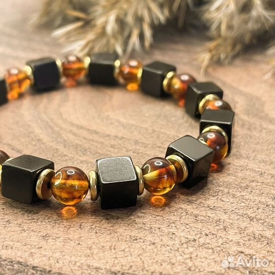 Янтарный браслет