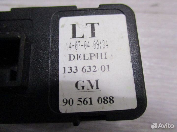 Блок управления стеклоподъемником передний левый