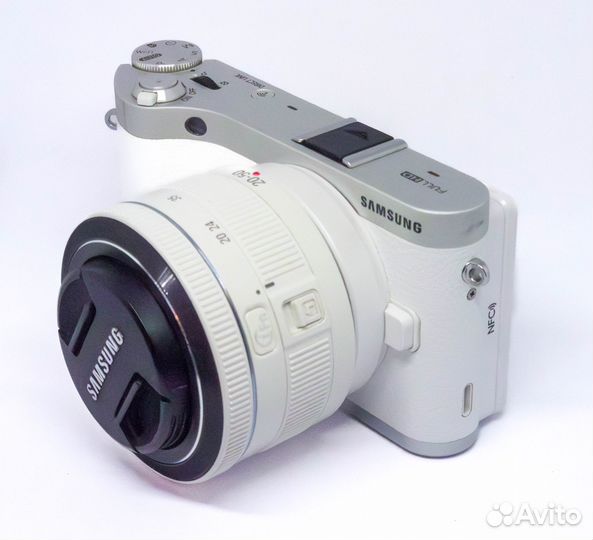 Samsung NX300