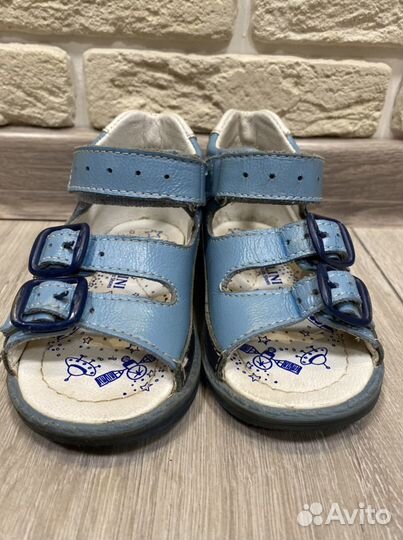 Сандали на мальчика