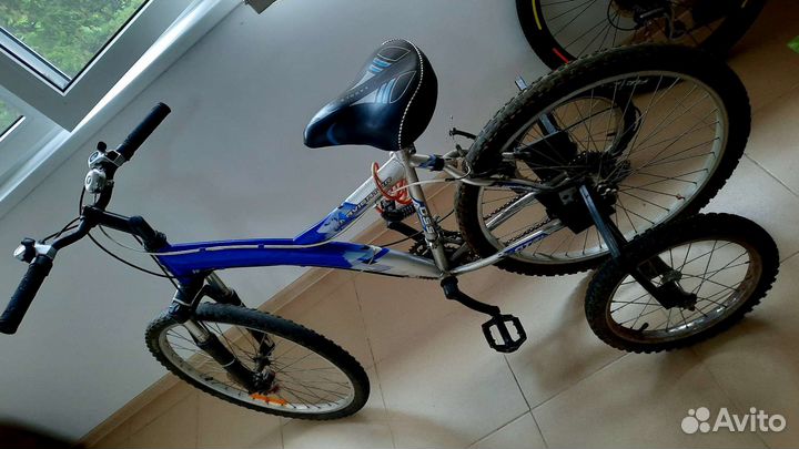 Велосипед взрослый четырехколесный