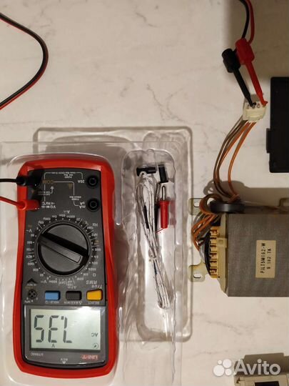 Понижающий трансформатор 220 12