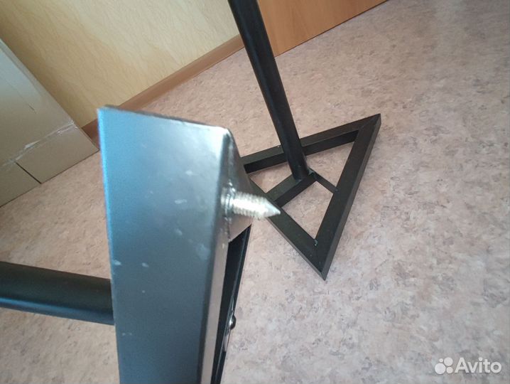 Стойки под монитор tempo SPS630