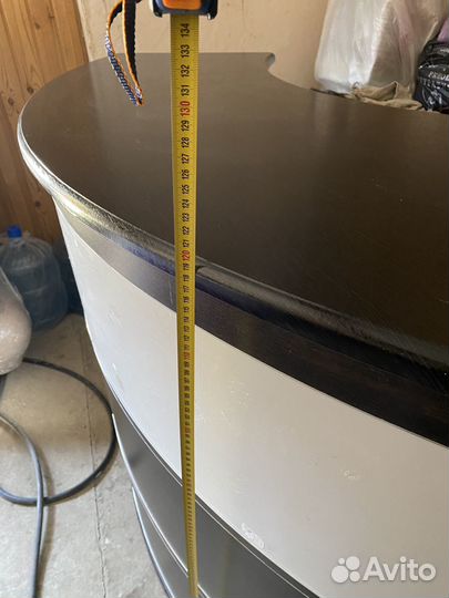 Стойка ресепшн