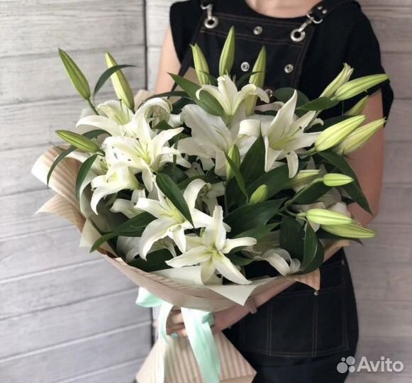 Букет из лилий цветы