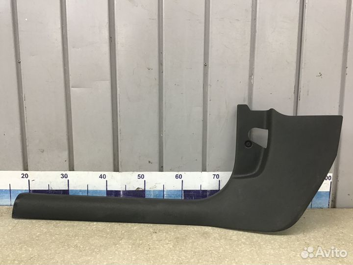 Накладка порога (внутренняя) Skoda Octavia (A7) 20