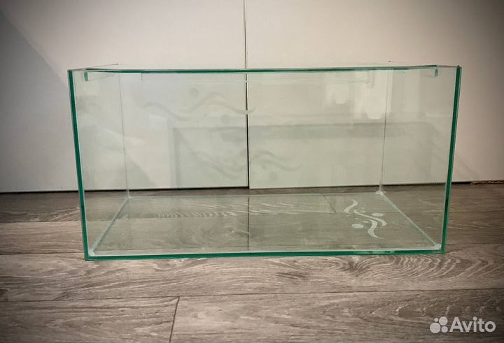 Аквариум с крышкой на 25л. Новый