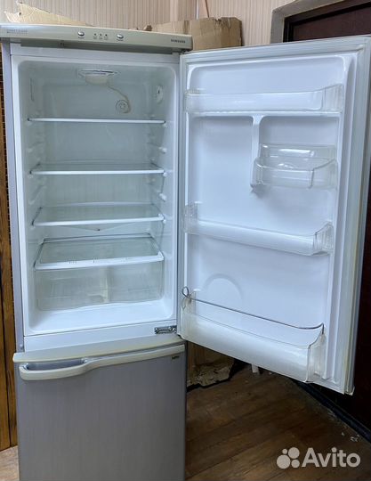 Холодильник Samsung б/у