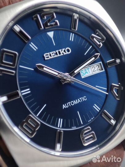 Часы Seiko Recraft Discover More snkn37