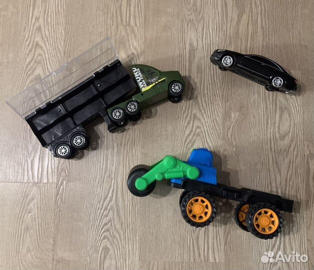 Машинки разные, трактор, автобус, техника