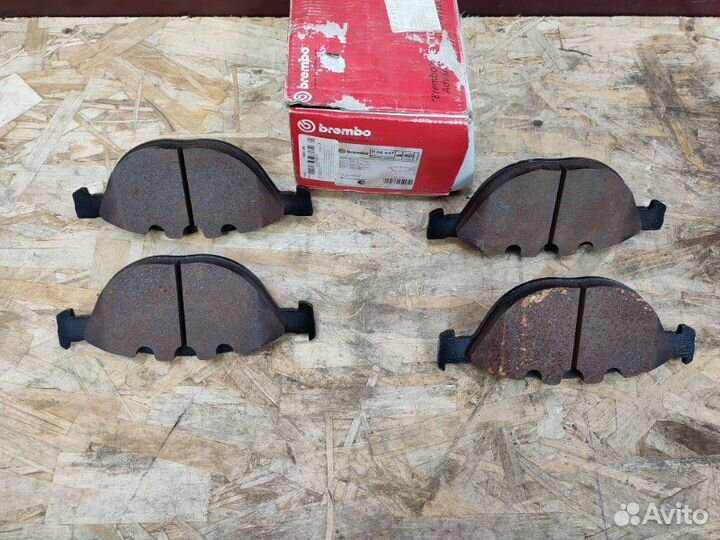 Колодки тормозные передние Bmw 5