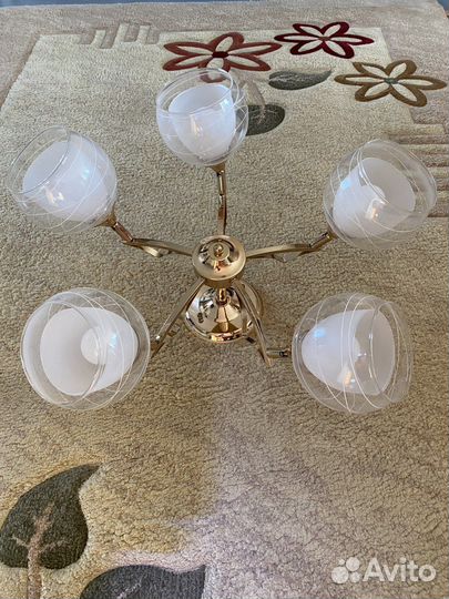 Люстра потолочная