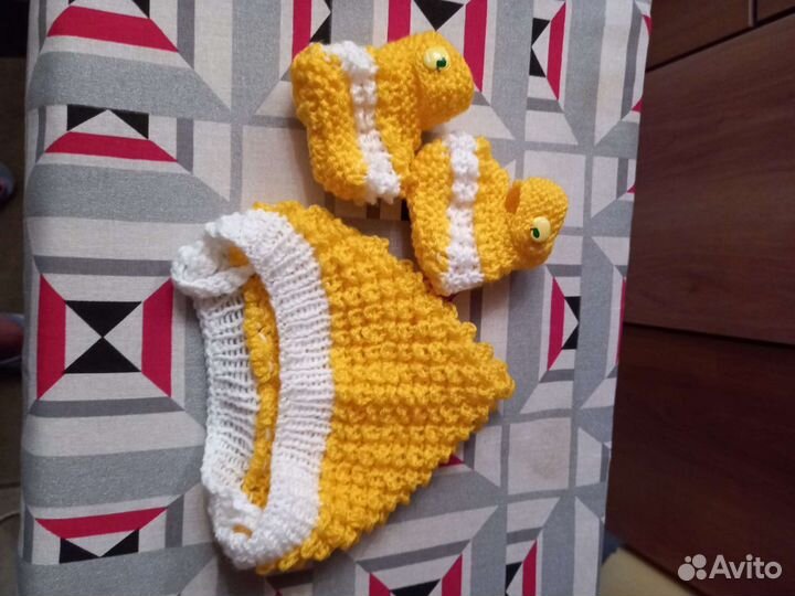 Пинетки и шапочка новые