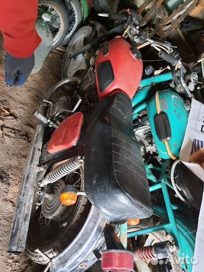 Мотоцикл иж планета 4