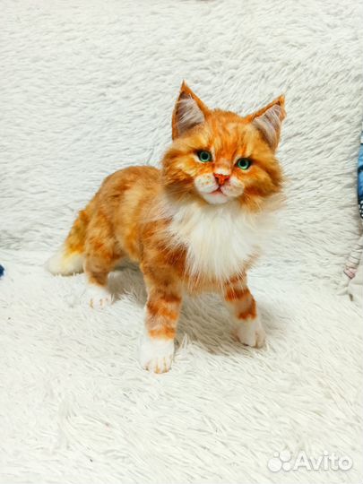 Интерьерная игрушка котик