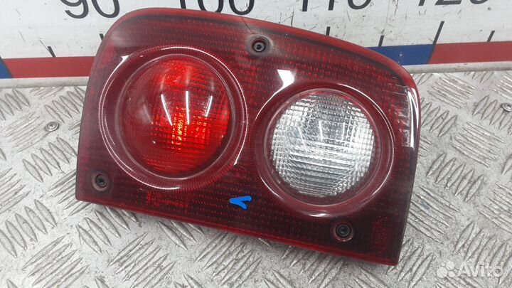 Фонарь задний левый Land Rover Freelander 2000