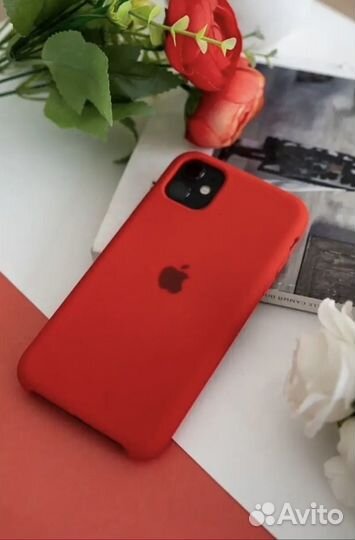 Чехол на iPhone 11