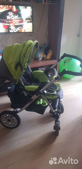 Коляска всесезонная