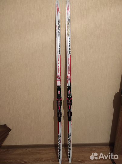 Продаю беговые лыжи мадшус рэд лайн