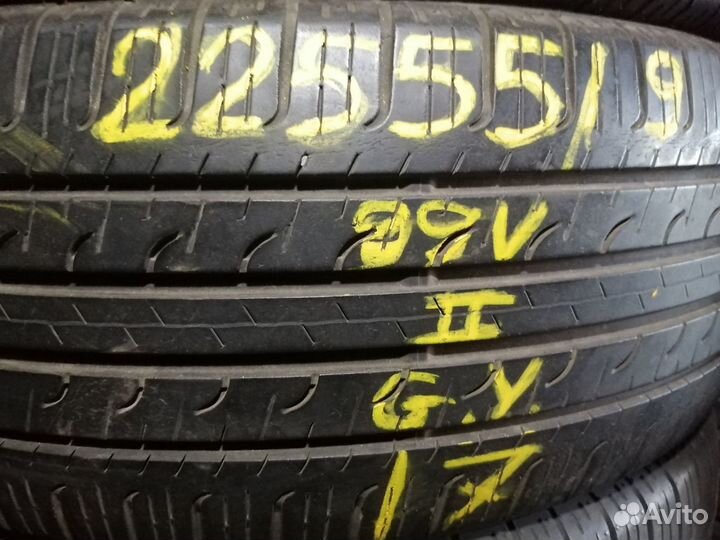 Goodyear EfficientGrip SUV 225/55 R19