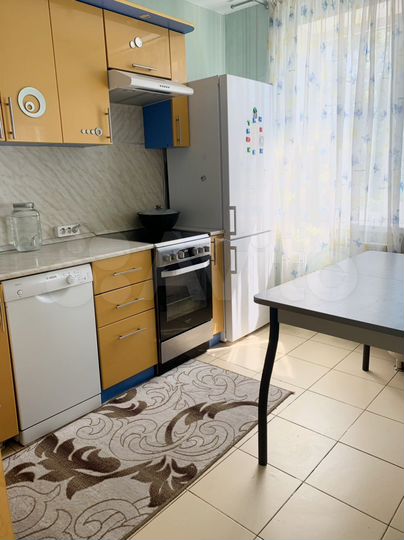 4-к. квартира, 71 м², 2/9 эт.