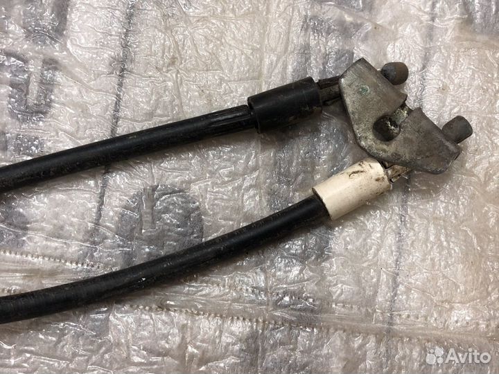 Трос стояночного тормоза ручника Volvo S40 2004-12