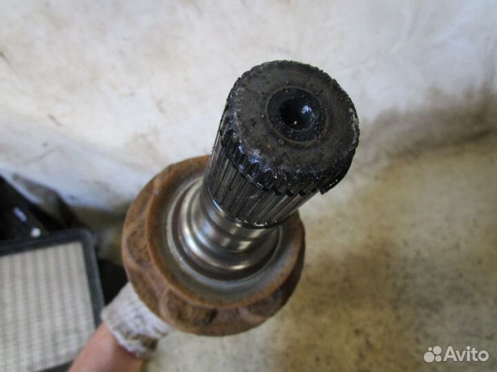 Полуось задняя VW Phaeton 2002-2016 (3D0501203)