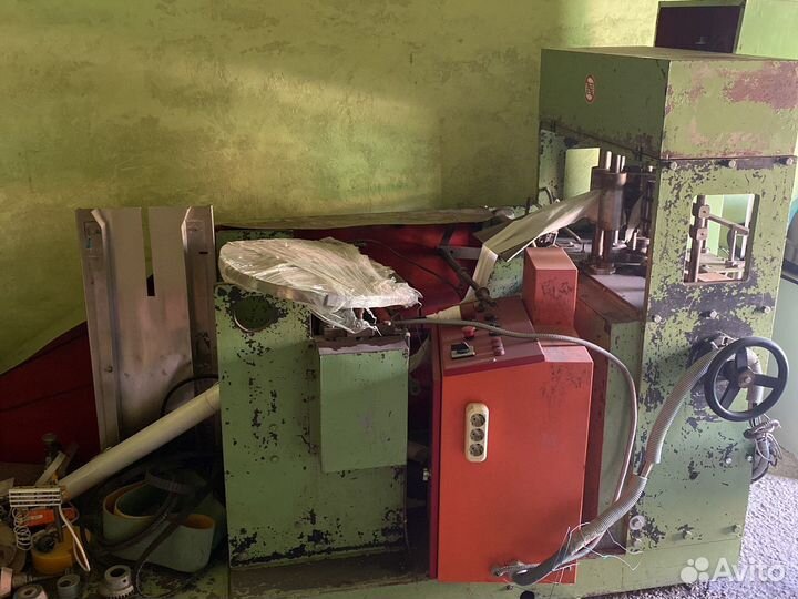 Станок для производства салфеток 23-23 см