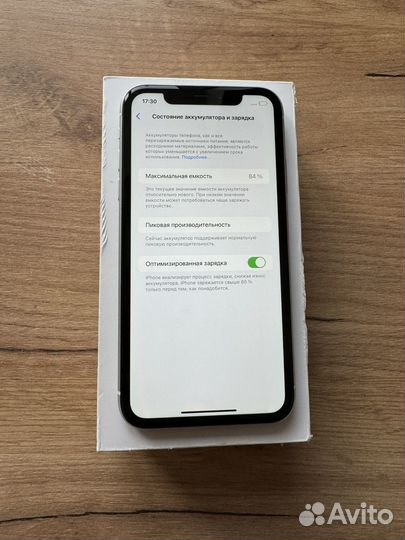 iPhone Xr, 64 ГБ