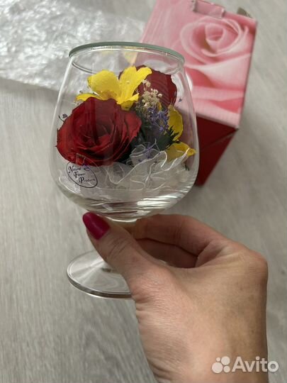 Науральные цветы в колбе/стекле (новые)