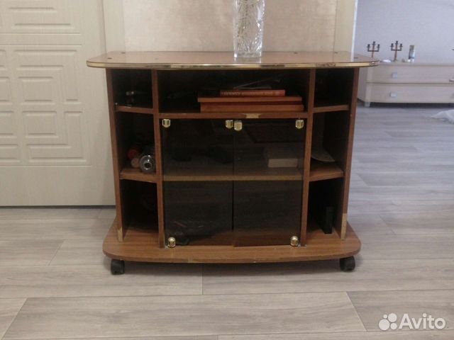 Тумба под телевизор