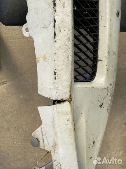 Бампер передний lexus is250 c