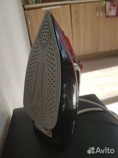 Утюг Eurostek 2600вт