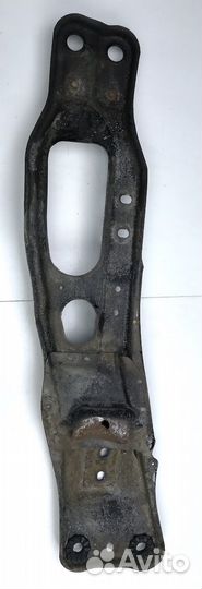 Мазда 626 Балка продольная