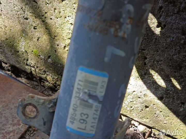 Амортизатор задний Toyota Camry V50 камри