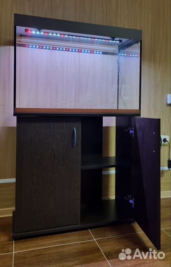 Аквариум 140 л с тумбой