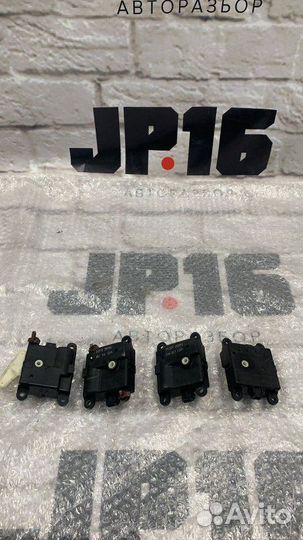 Сервопривод заслонок печки Infiniti Fx35 S51