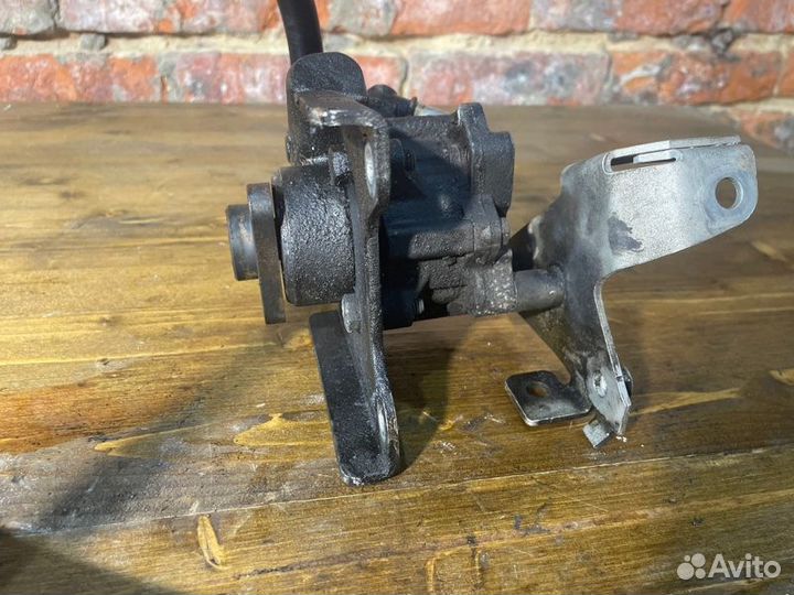 Насос гидроусилителя руля Bmw X5 E53 M54B30 2006