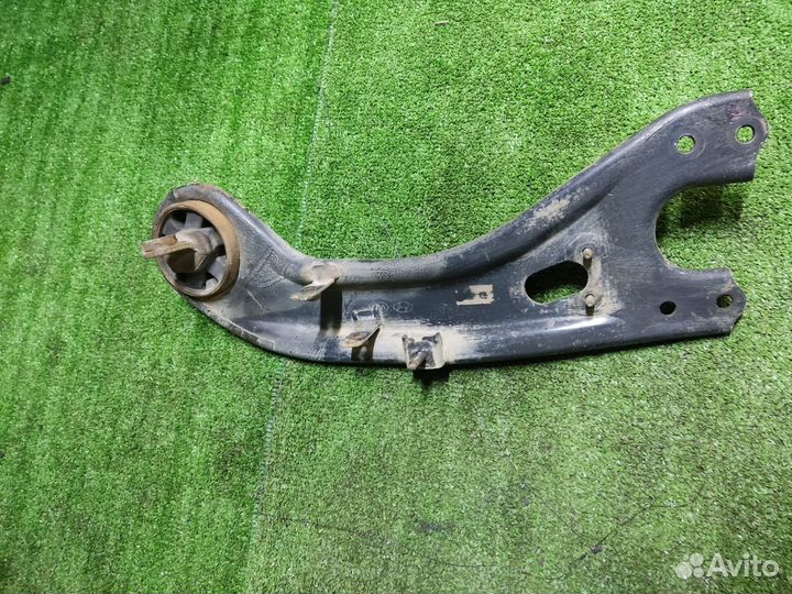 Рычаг продольный задний Kia Sportage 3 SL