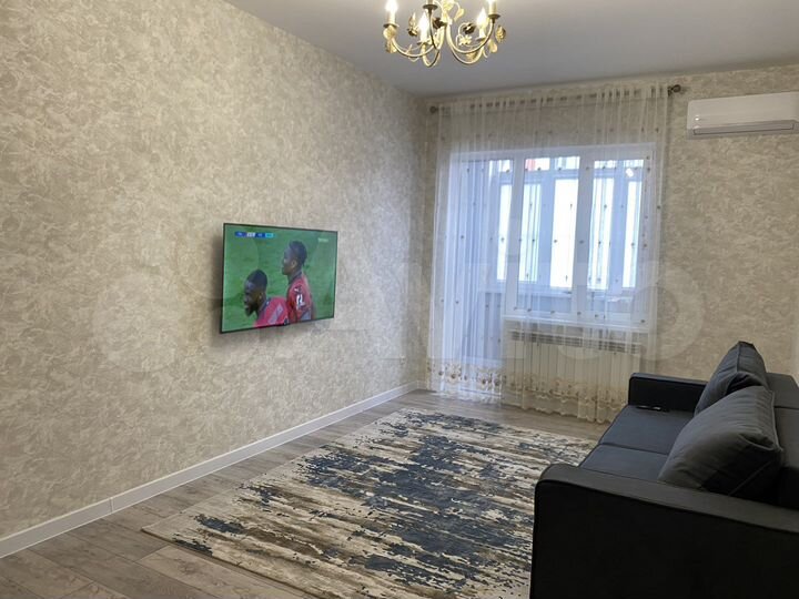 2-к. квартира, 72 м², 5/10 эт.