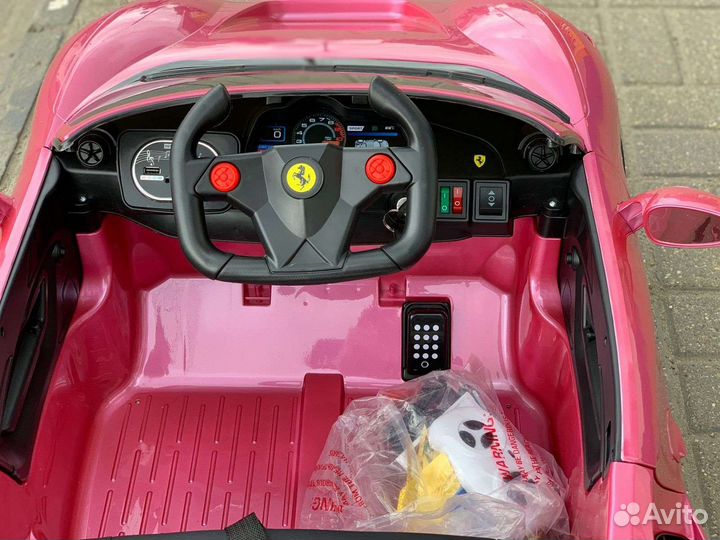 Детский электромобиль Ferrari F8