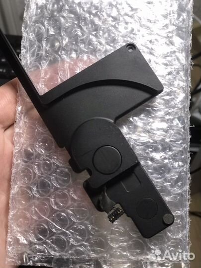 Динамик левый MacBook Pro 15