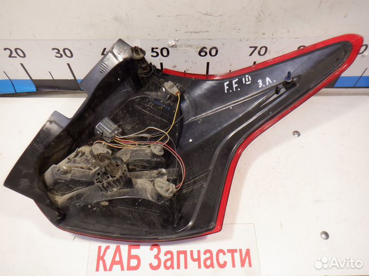 Фонарь задний левый Ford Focus 3 Хетчбэк