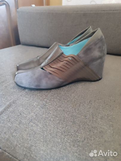 Туфли женские Thierry Rabotin 39 размер