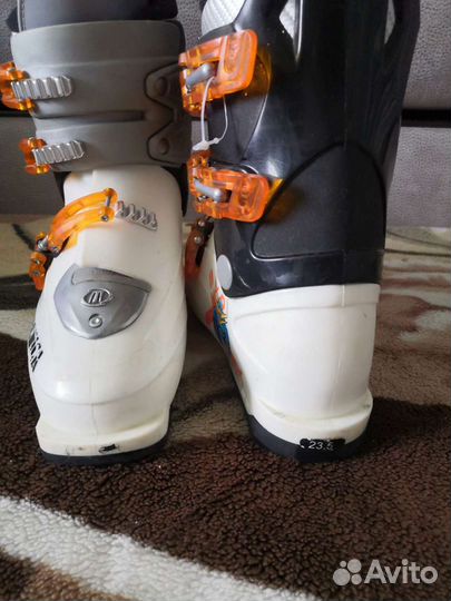 Горнолыжные ботинки