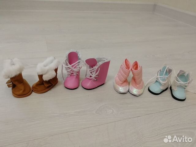 Обувь, одежда и аксессуары для кукол