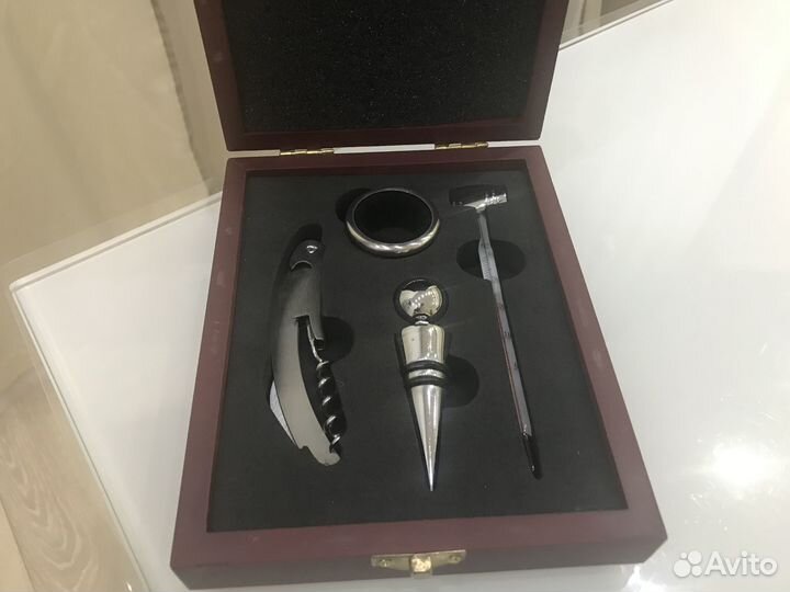 Набор для вина “ Сомелье “ подарочный