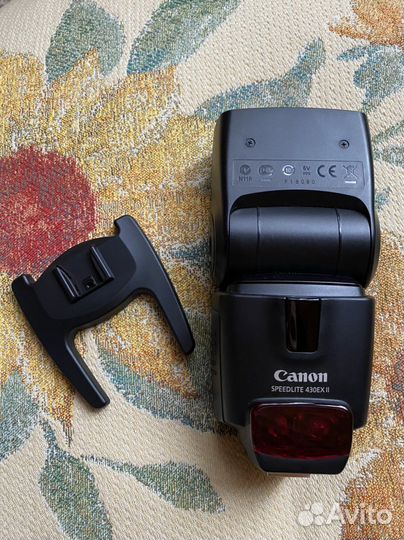 Вспышка Canon Speedlite 430EX II