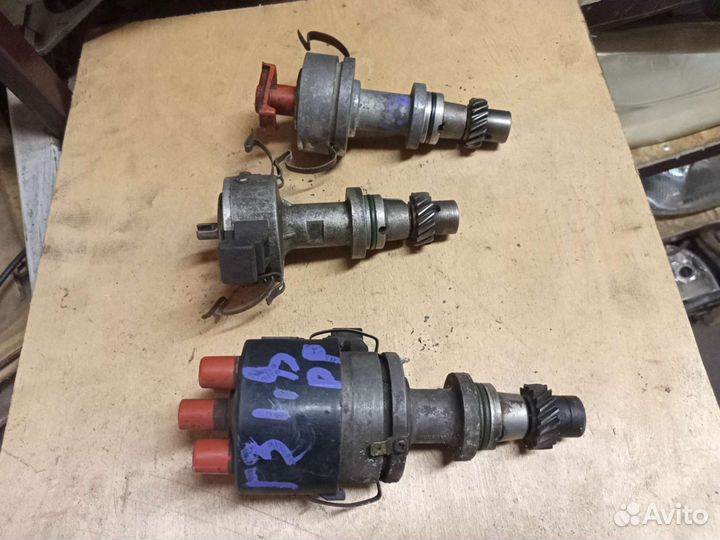 Трамблёр Volkswagen Golf 3, Passat, Audi 1,8